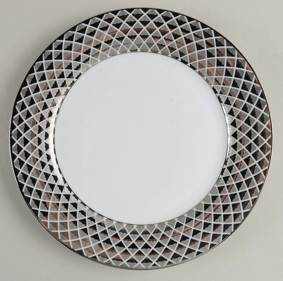 Lattis Platinum Dinner Plate by Ciroa-1