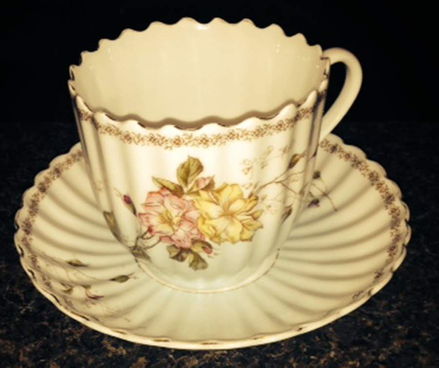 9691 Footed Cup & Saucer Set by Carl Tielsch-1