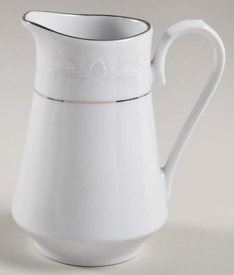 CRM14 Creamer by Crown Ming-1