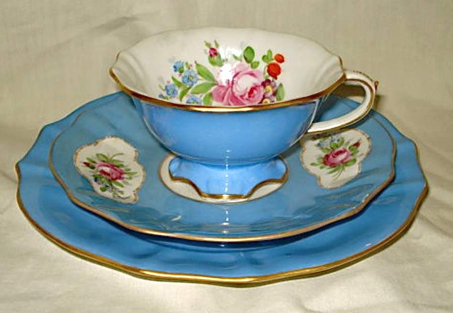 C6T9 Footed Cup & Saucer Set by Carl Thieme-1
