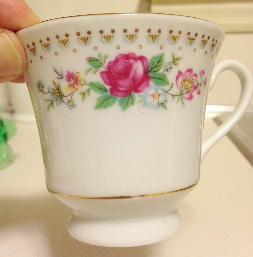 CX761 Footed Cup by China (Made in China)-1
