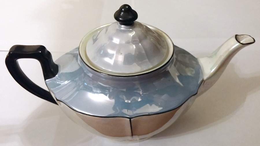 CZE300 Teapot & Lid by Czechia-Czechoslovakia-1