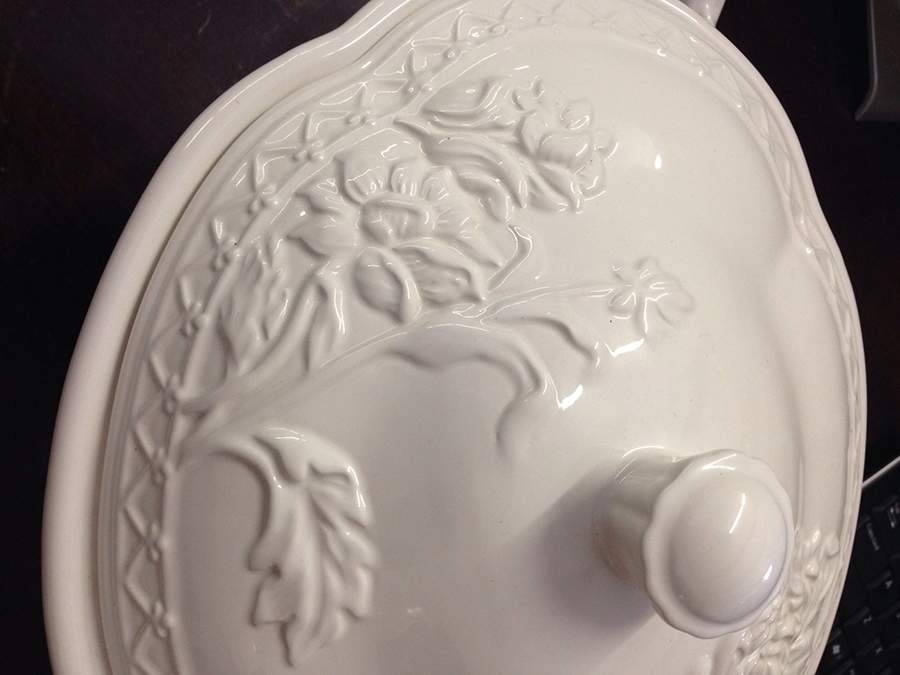 Tuilleries All Cream Lid for Tureen by Charter Club-1