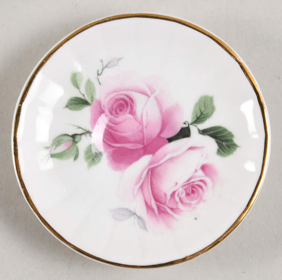 Ivy Rose Saucer for Child's Cup by Crown Victorian-1