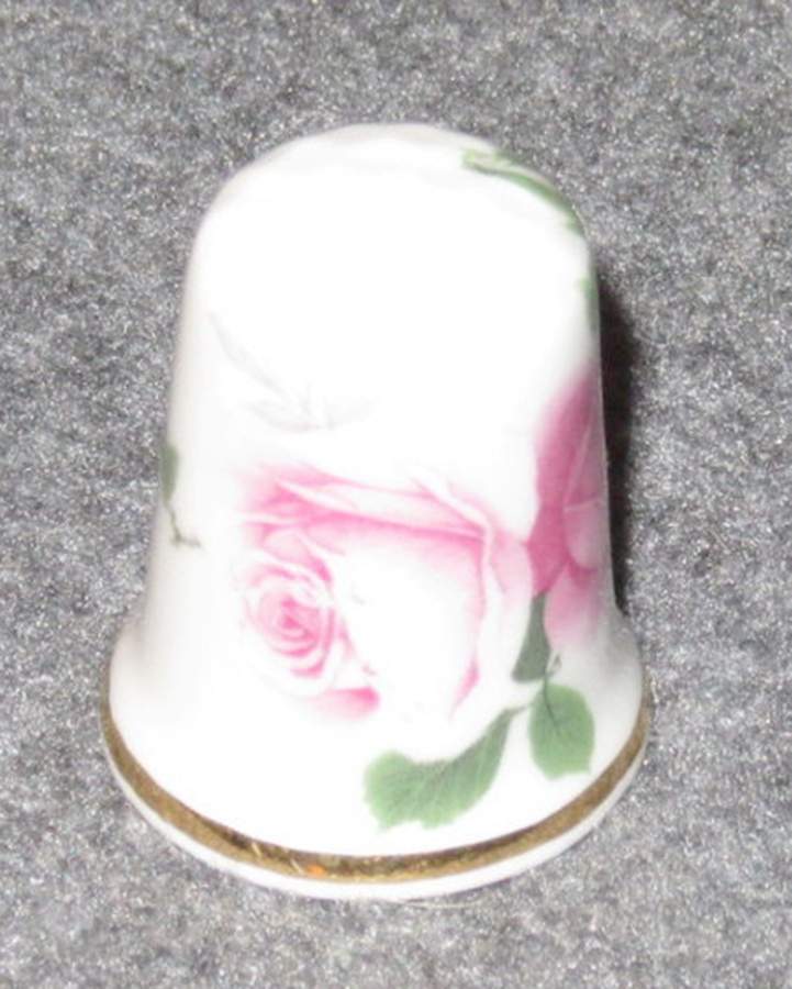 Ivy Rose Thimble by Crown Victorian-1