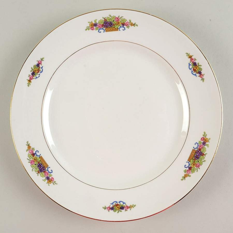 CLE42 Dinner Plate by Cleveland (USA)-1