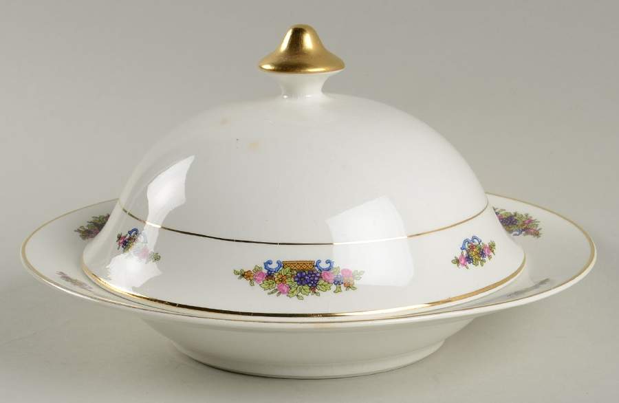 CLE42 Round Covered Butter by Cleveland (USA)-1