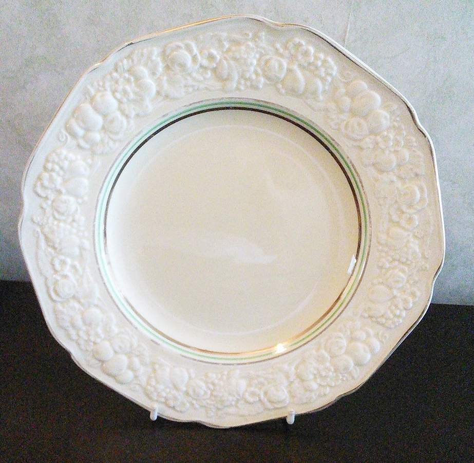 CRD284 Dinner Plate by Crown Ducal-1