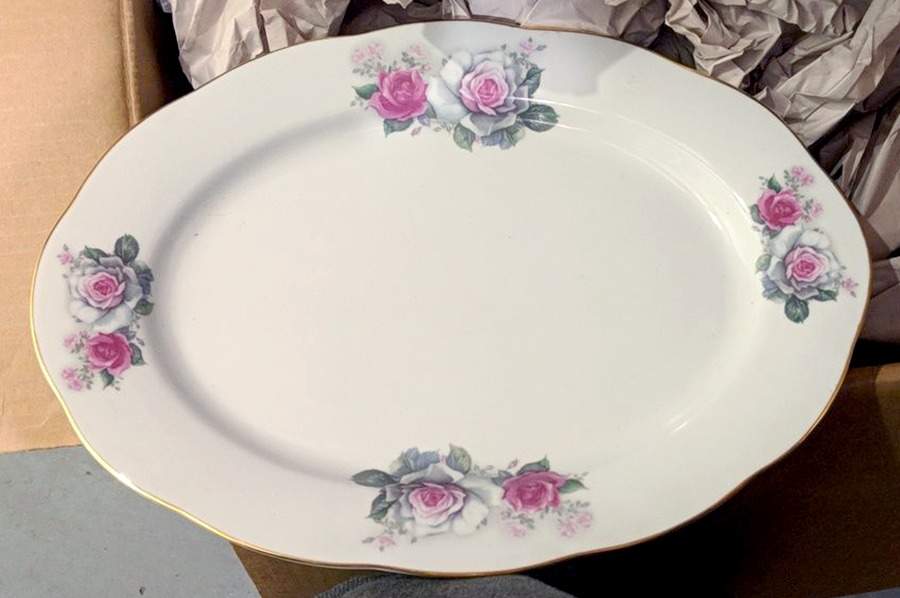 YSH30 14" Oval Serving Platter by Yong Sheng Porcelain-1