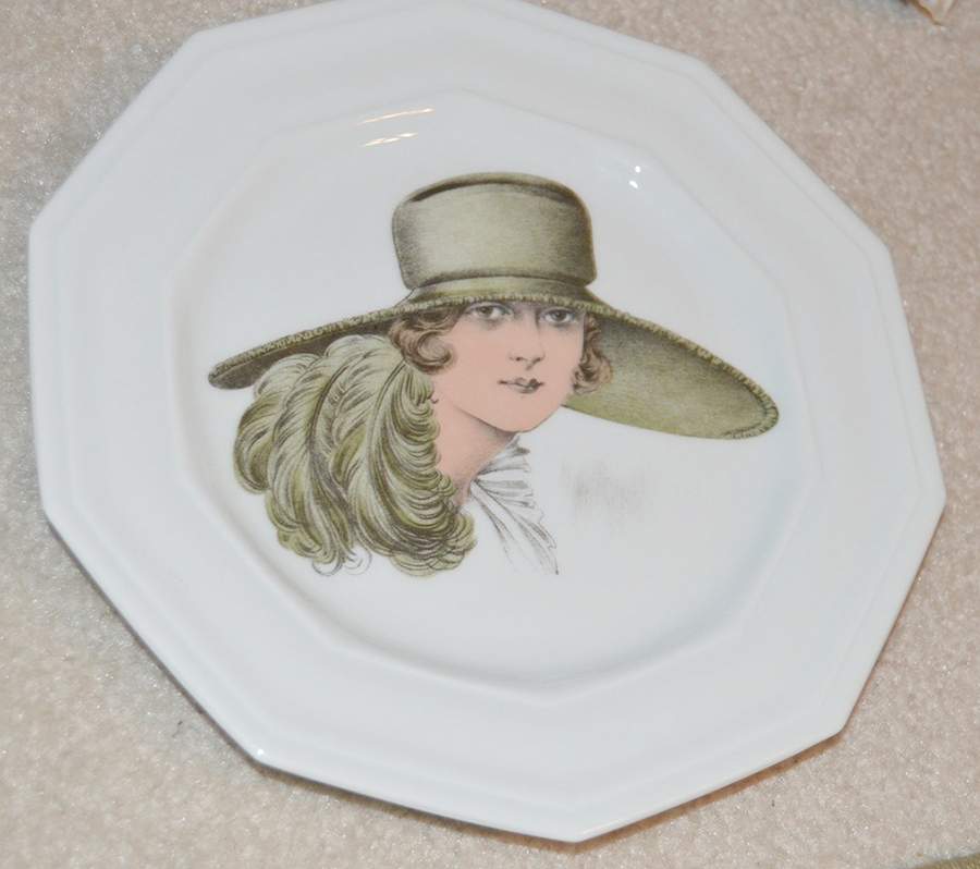 CNA4 Dessert/Pie Plate by Compagnie Nationale-1