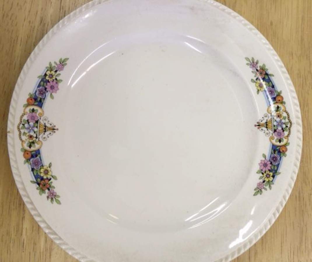 CIV33 Dinner Plate by Crown Ivory-1