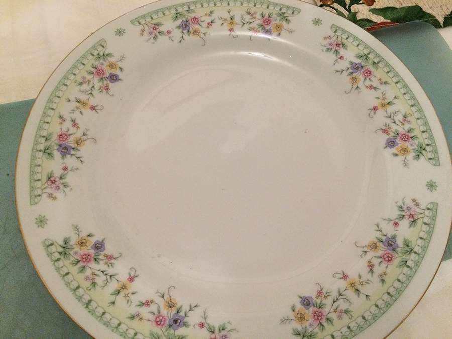 CX804 Dinner Plate by China (Made in China)-1
