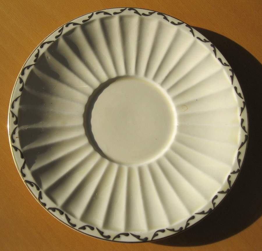 CRD288 Saucer by Crown Ducal-1
