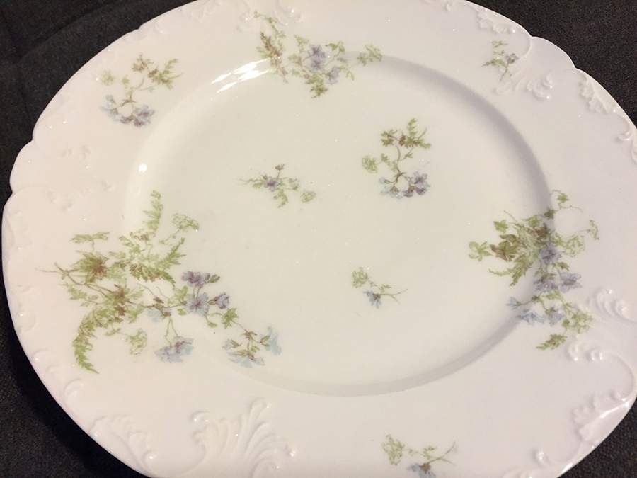 CHF1947 Dinner Plate by Charles Field Haviland-1