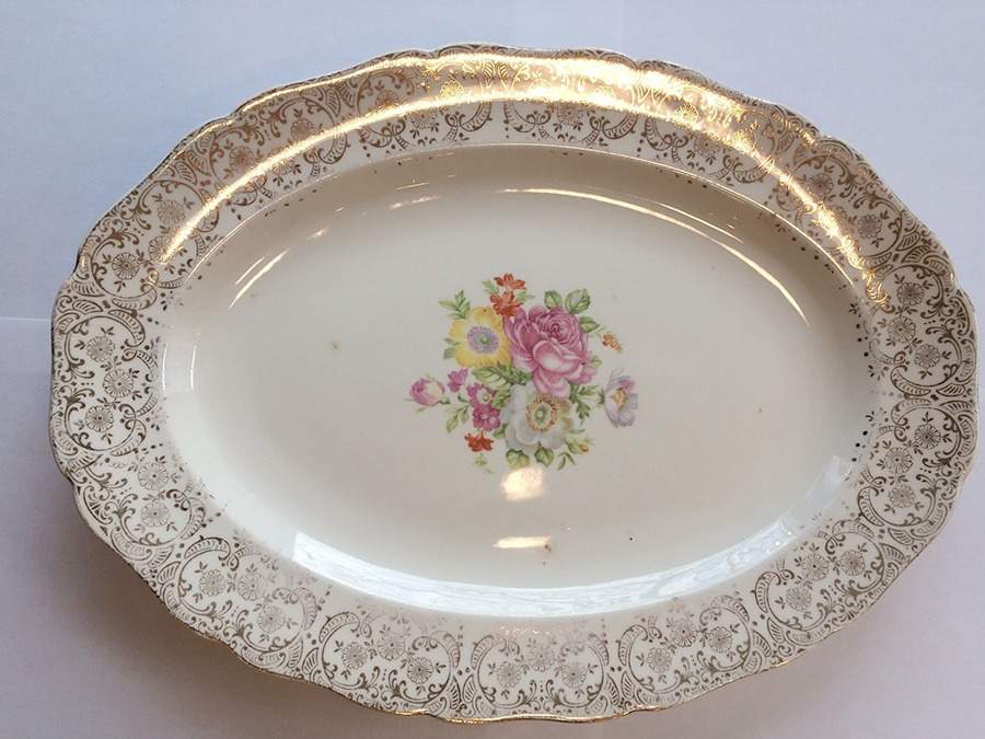 CAN302 13" Oval Serving Platter by Canonsburg-1