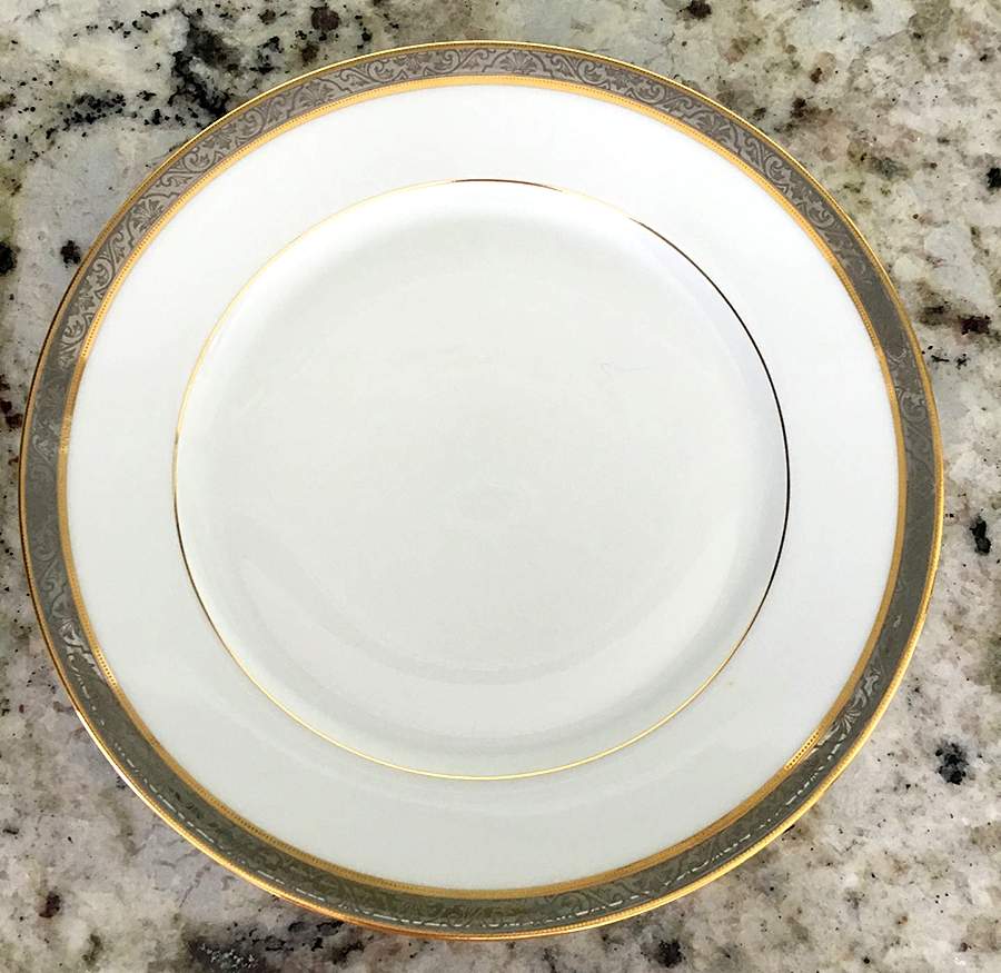 CNR100 Dinner Plate by Chastagner & Cie-1