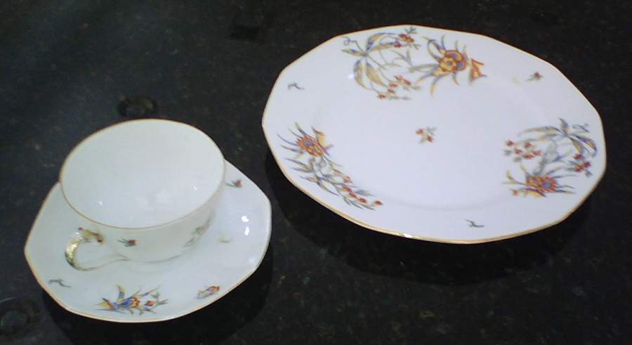 CZE345 Dinner Plate by Czechia-Czechoslovakia-1