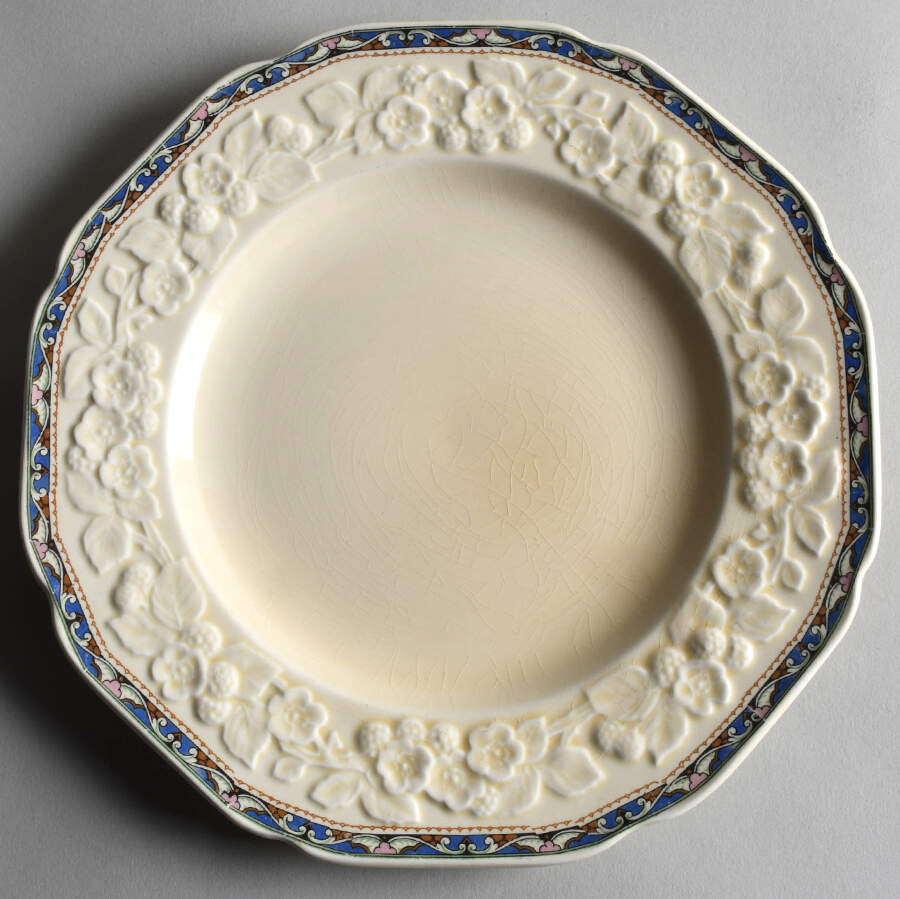 CRD292 Dinner Plate by Crown Ducal-1