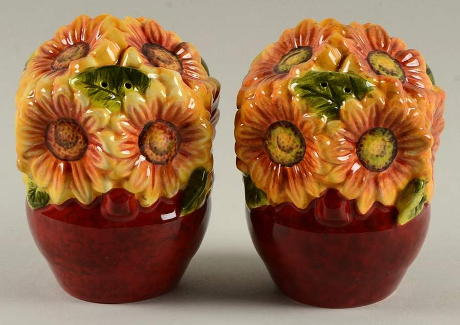 Sunflower Meadow Figural Salt & Pepper Set by Certified International-1
