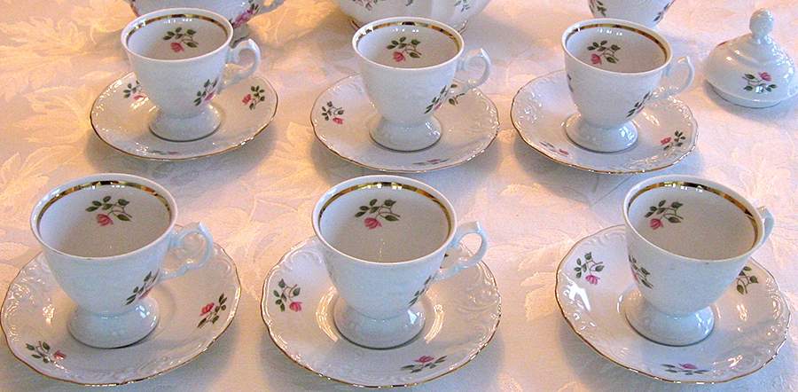 CDT26 Footed Demitasse Cup & Saucer Set by Crown Dorset-1
