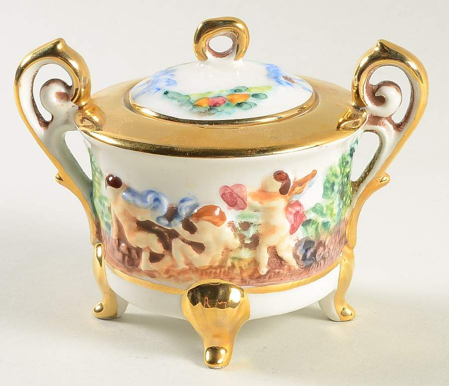 CJJ15 Sugar Bowl & Lid by Capo-di-Monte (Italy)-1
