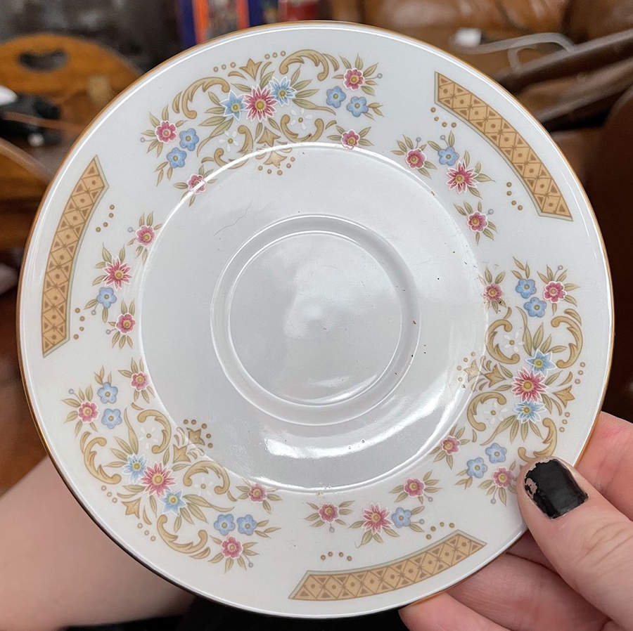 CX843 Saucer by China (Made in China)-1