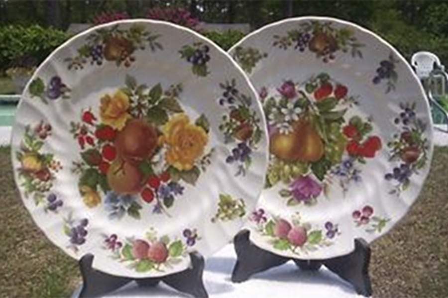 CCH63 Dinner Plate by Churchill-1