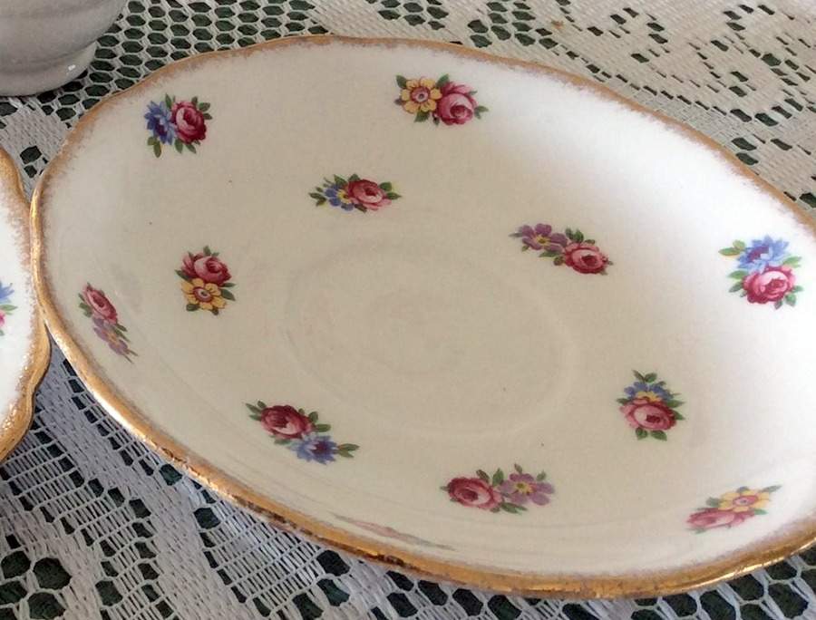 6778 Saucer by Colclough-1