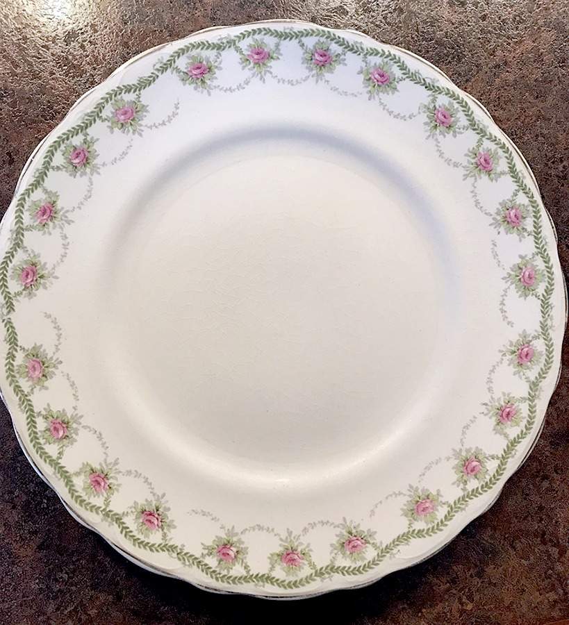 CRP260 Dinner Plate by Crown Potteries-1