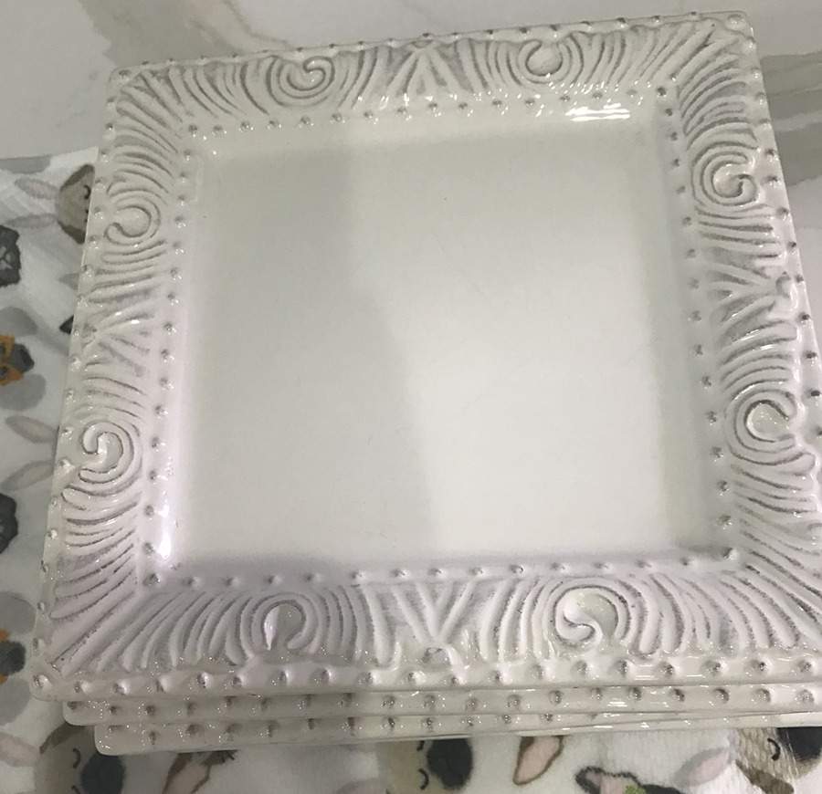 HOQ23 Dinner Plate by Home Essentials-1