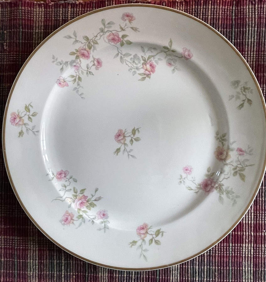 CHF2015 Dinner Plate by Charles Field Haviland-1