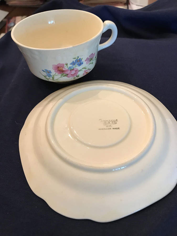 235 Flat Cup by Crooksville-1
