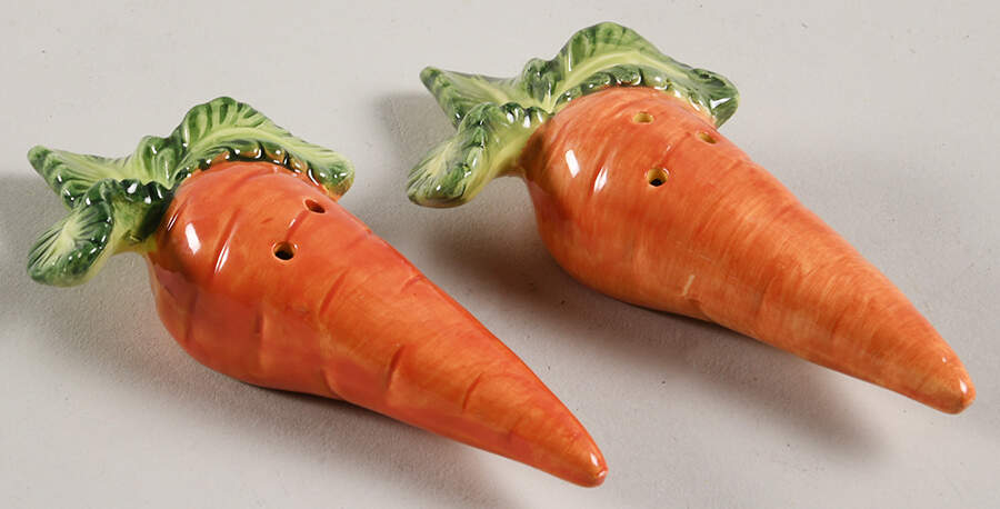 Easter Traditions Figural Salt and Pepper by Cracker Barrel-1