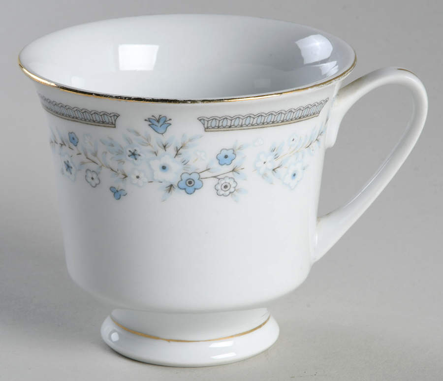 CX877 Gold Trim Footed Cup by China (Made in China)-1