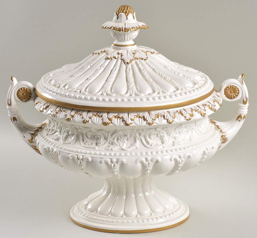 CH210 Oval Tureen & Lid by Chelsea House-1