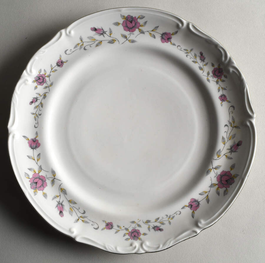 Christine Platinum Dinner Plate by Chodziez-Poland-1