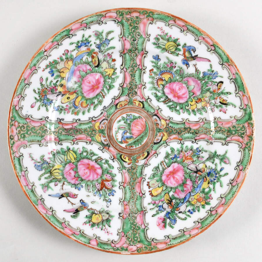 Rose Medallion (No People) Dinner Plate by China (Made in China)-1
