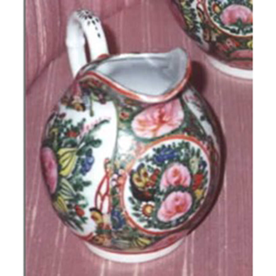 Rose Medallion (No People) Creamer by China (Made in China)-1