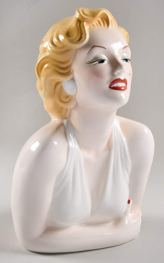 Marilyn Monroe Cookie Jar & Lid by Clay Art-1