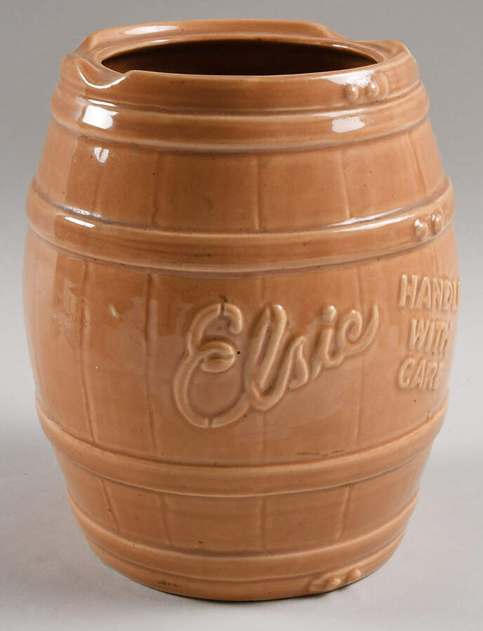 Cookie Jars Figural Cookie Jar No Lid by Cronin-1