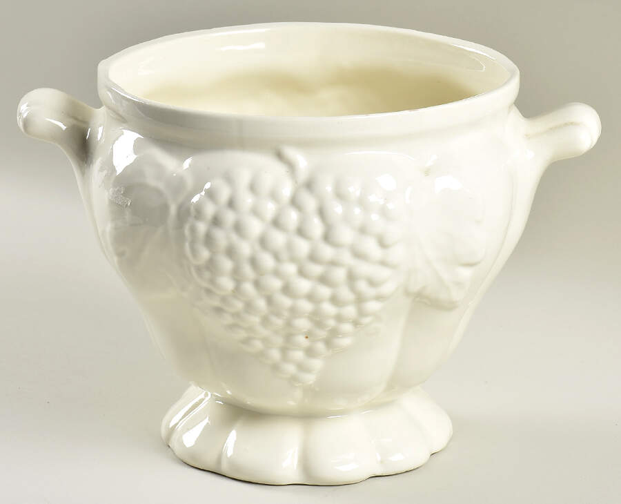 716 Tureen No Lid by California USA Pottery-1