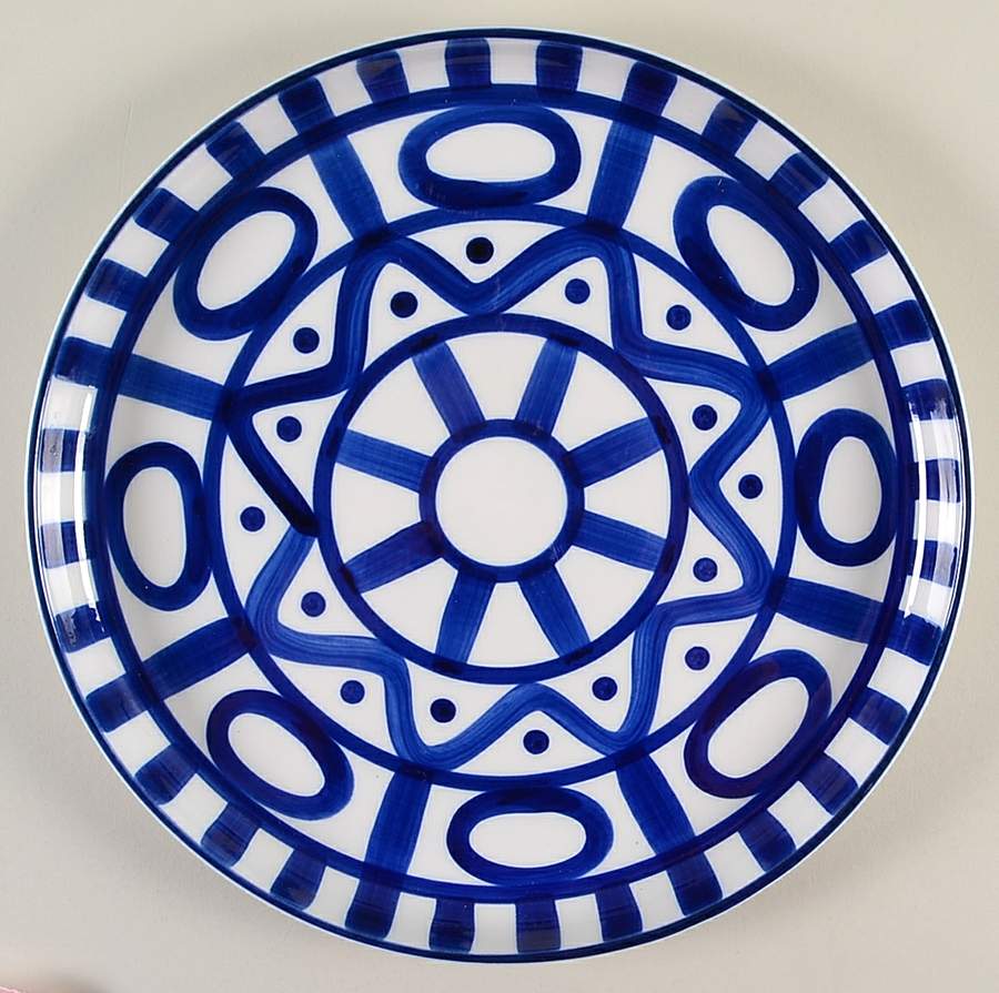 Arabesque (Sri Lanka, Phillipines) 10" Deep Round Platter by Dansk-1