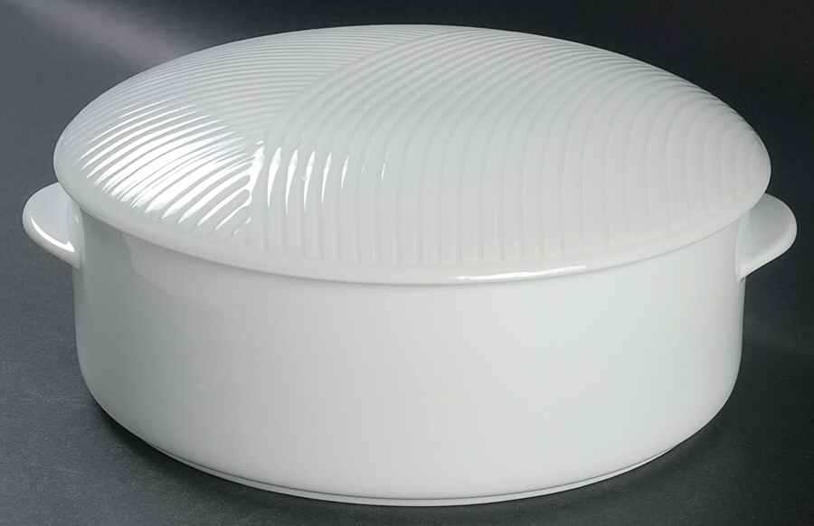 Bamboo 2 Qt Round Covered Casserole by Dansk-1