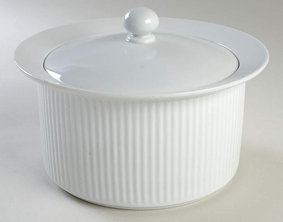 Bisserup White 3 Quart Round Covered Casserole by Dansk-1
