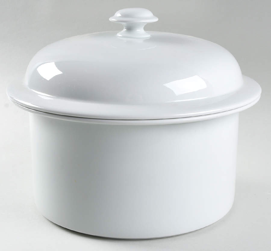 Bisserup White 4 Quart Round Covered Casserole by Dansk-1