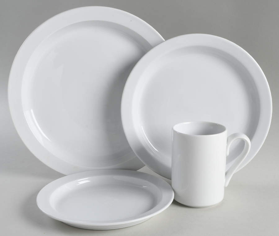 Bisserup White 32  Piece Estate Set by Dansk-1