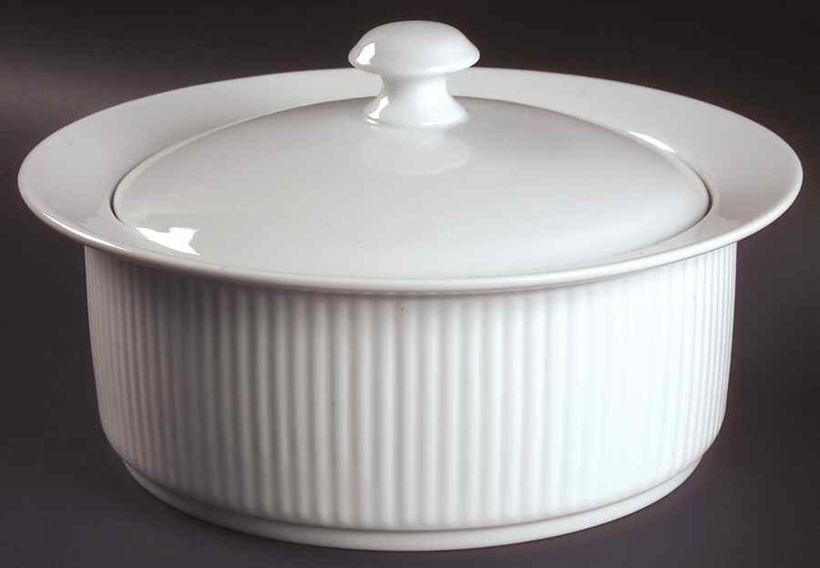 Bisserup White 2 Qt Round Covered Casserole by Dansk-1