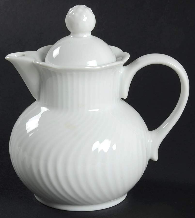 Blanc Creamer & Lid by Dansk-1