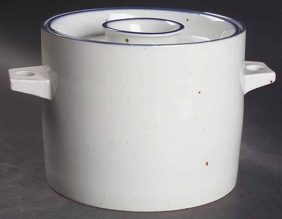 Blue Mist 1.5 Qt Round Covered Casserole by Dansk-1