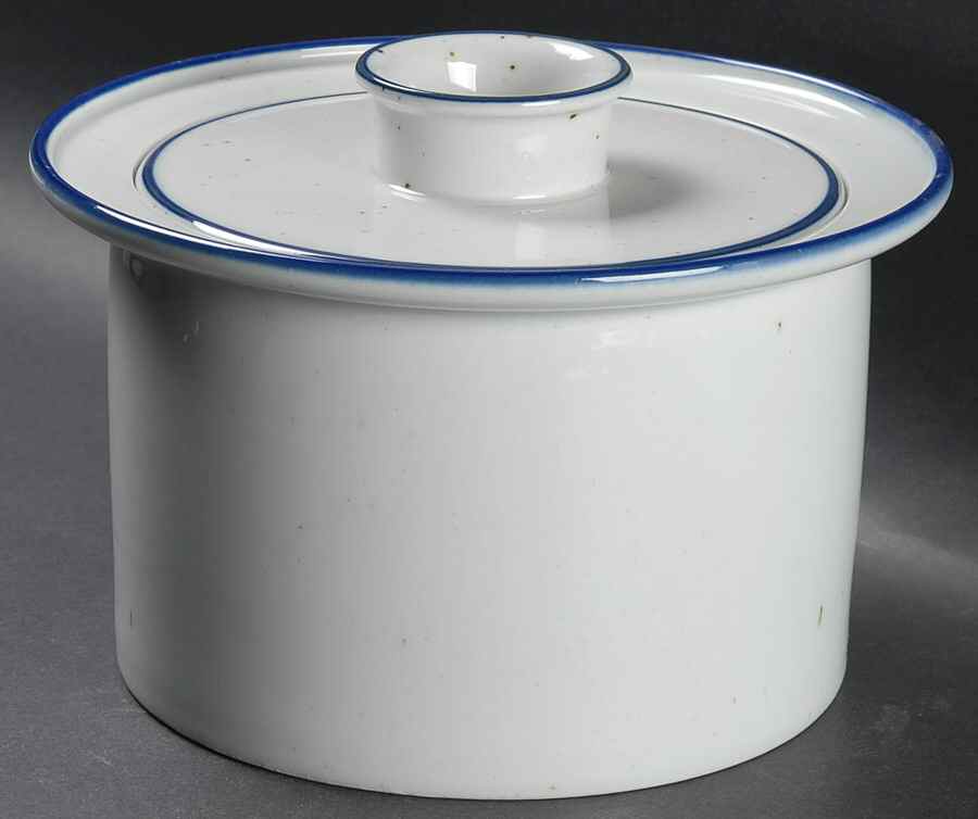 Blue Mist 2.25 Qt Round Covered Casserole by Dansk-1